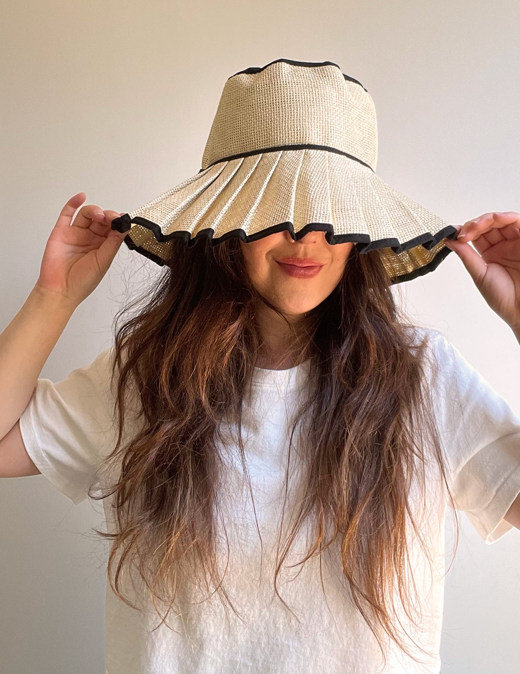 Maisie Foldable Pleated Straw Sunhat – Cuffs.