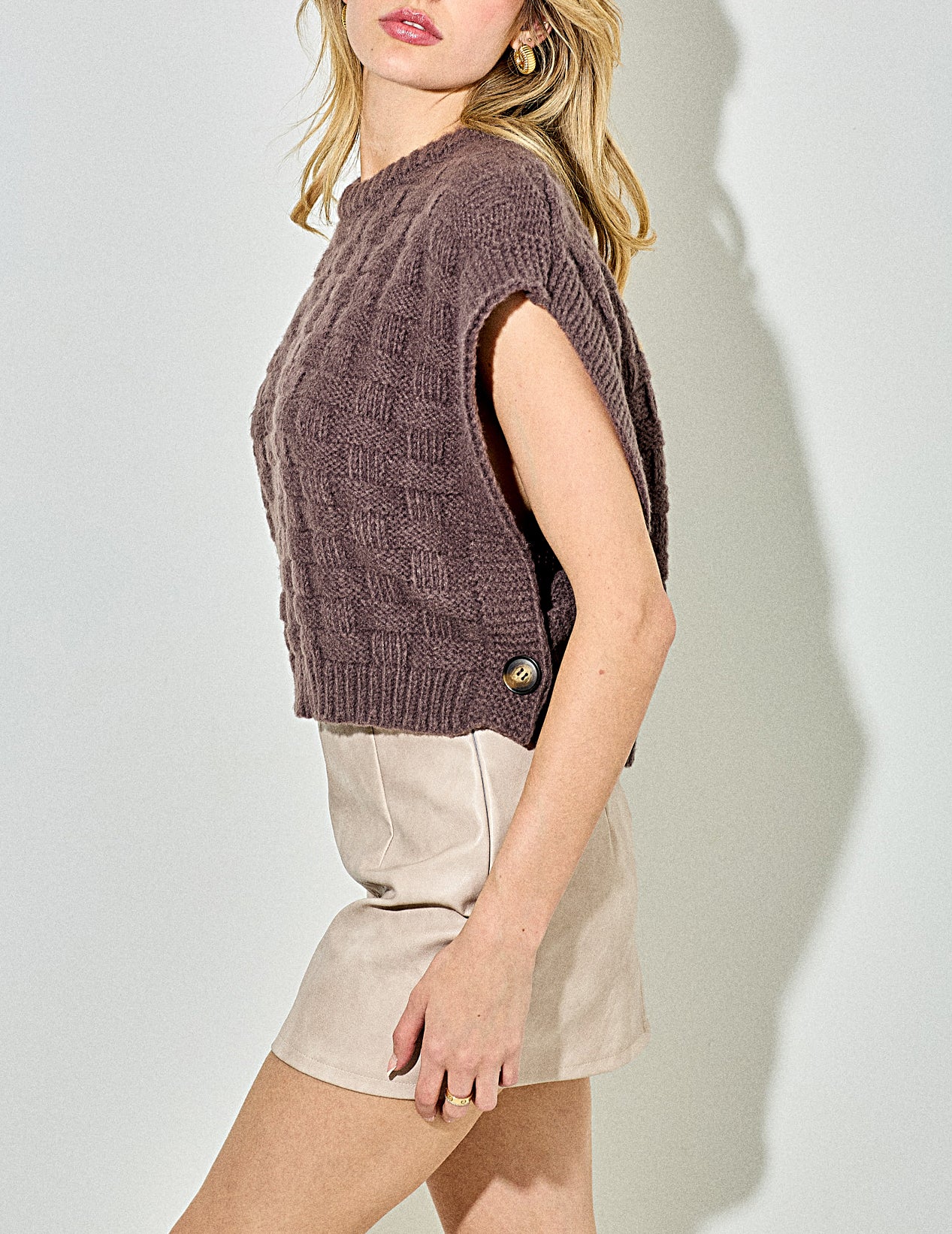 Paola Weave Knit Buttoned Sweater Top – Cuffs.