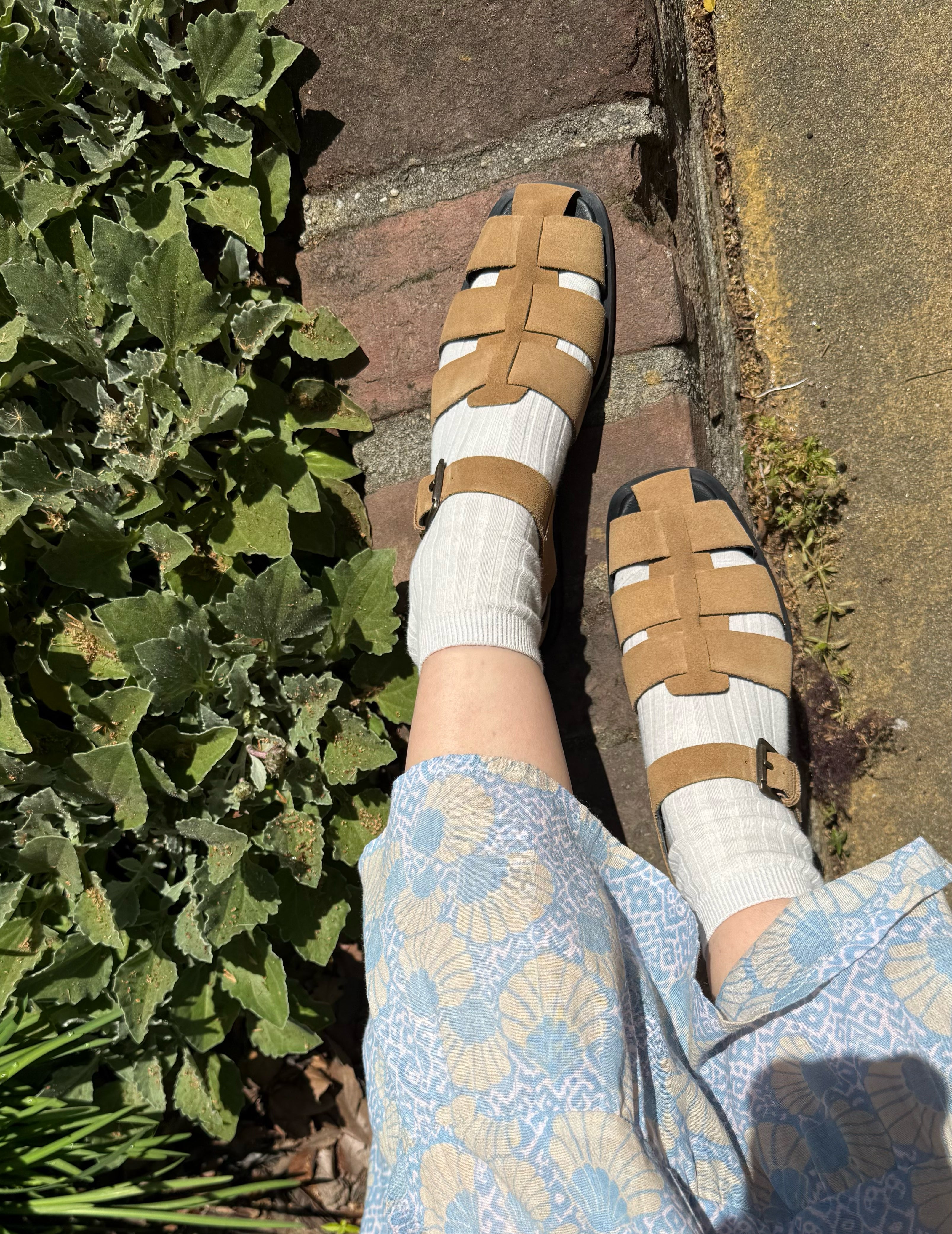 The Blues Tan Fisherman Sandals – Cuffs.