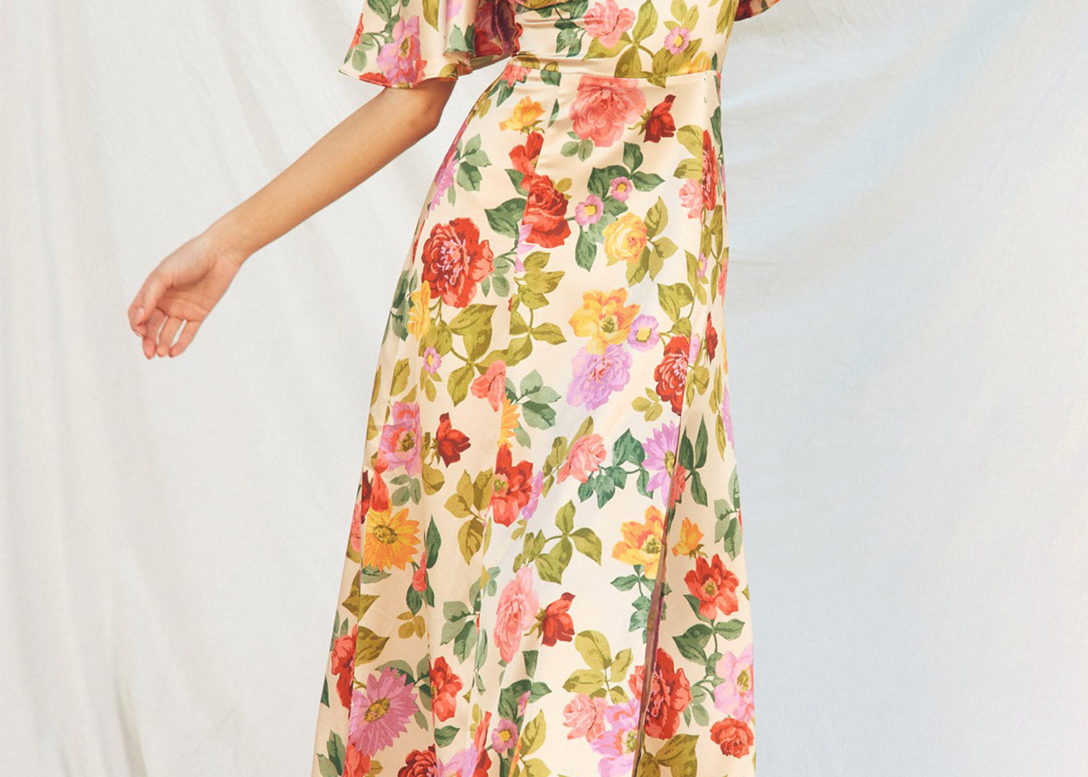 Taylor Flutter Sleeve Satin Floral Maxi Dress Taylor Flutter Sleeve Satin Floral Maxi Dress