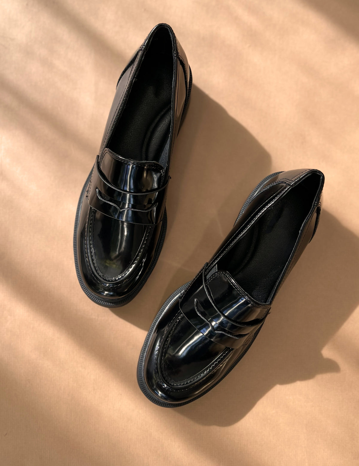 Yoani-Black-Platform-Penny-  display picture 2